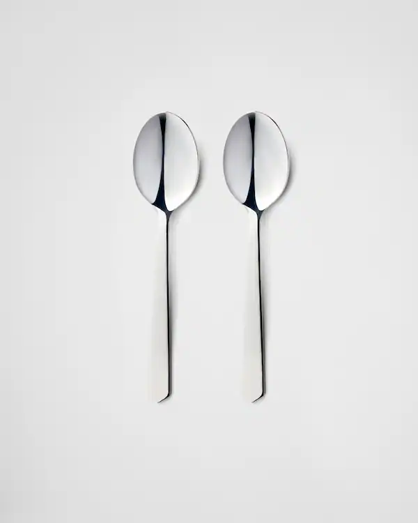 Set med två stainless steel teskedar