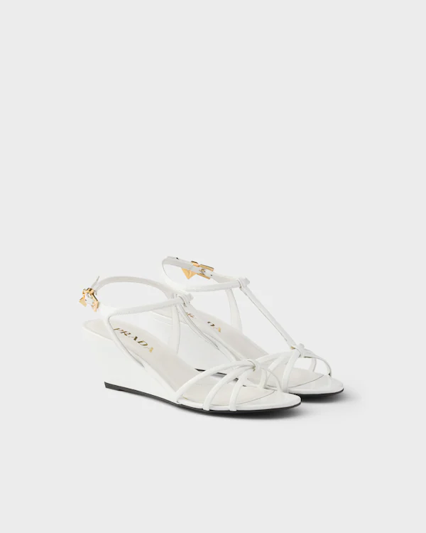 Patentläder sandaler