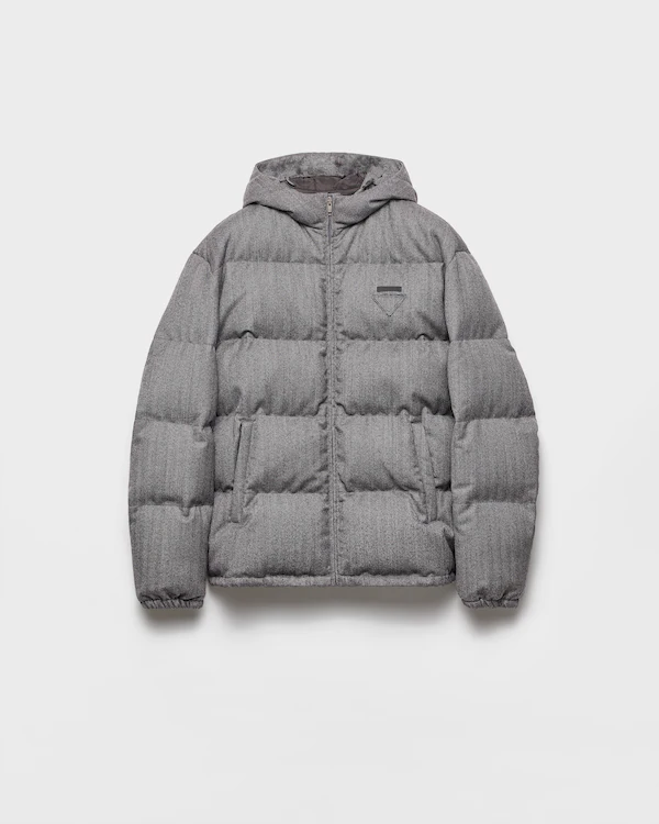 Medium tungt ullfjälljacka