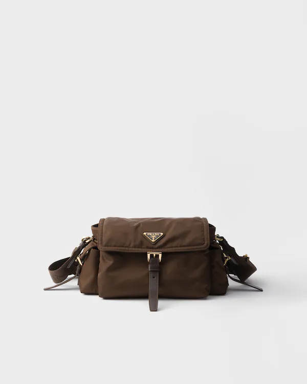 Prada Explore medium Re-Nylon-skuldbag med fläpp