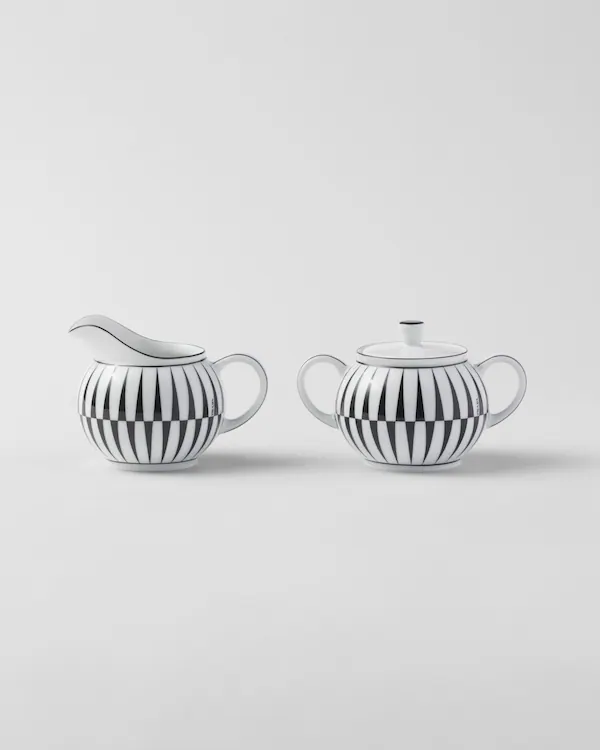 Porcelainmjölkspade och sockerburk - Streck