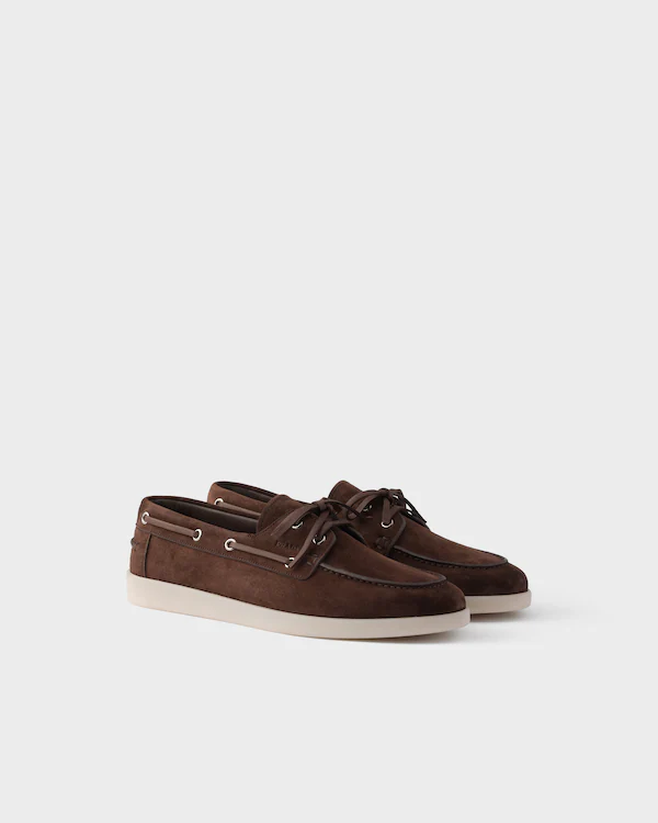 Suede-boatshoes med knäpp