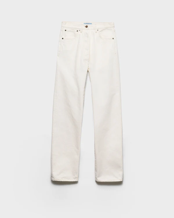 Gamla denim femfackiga jeans