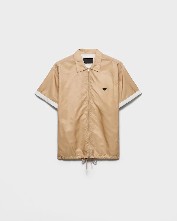 Kortärmad Re-Nylon-zipshirt