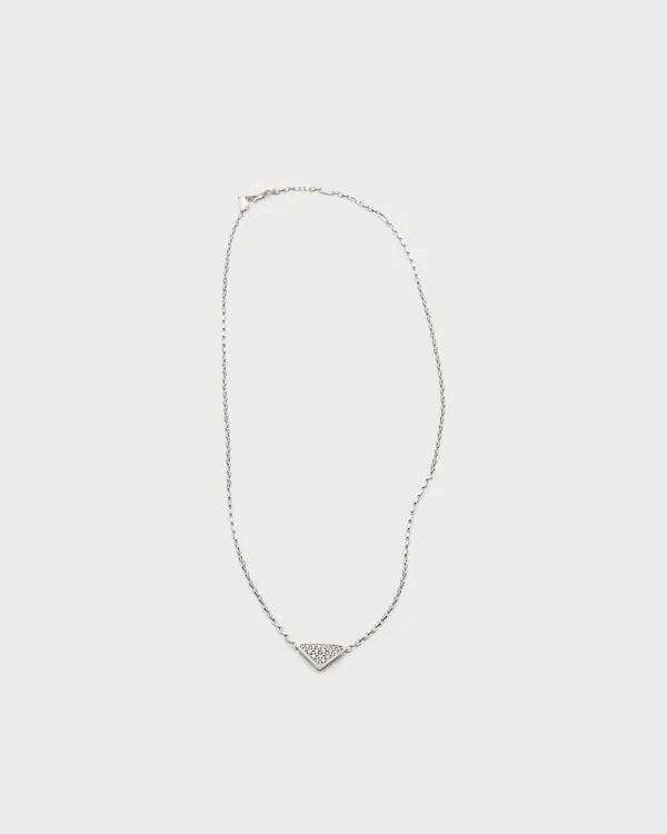 Eternal Gold mikro triangel halsband i vit guld och diamanter