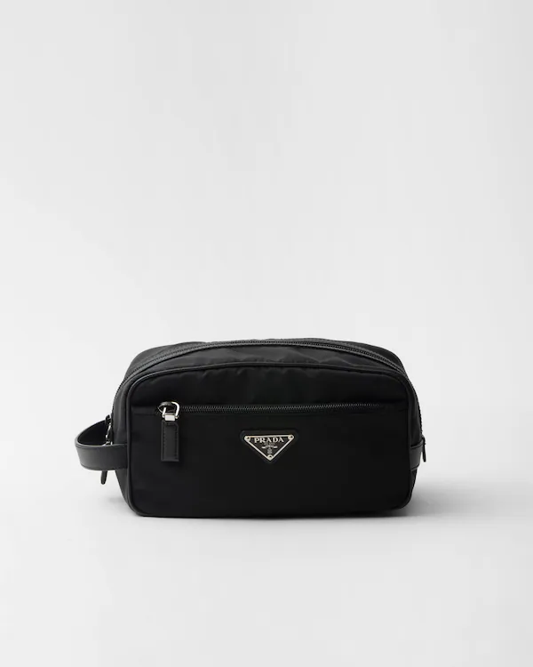 Reservfodral i Re-Nylon och Saffianoleather